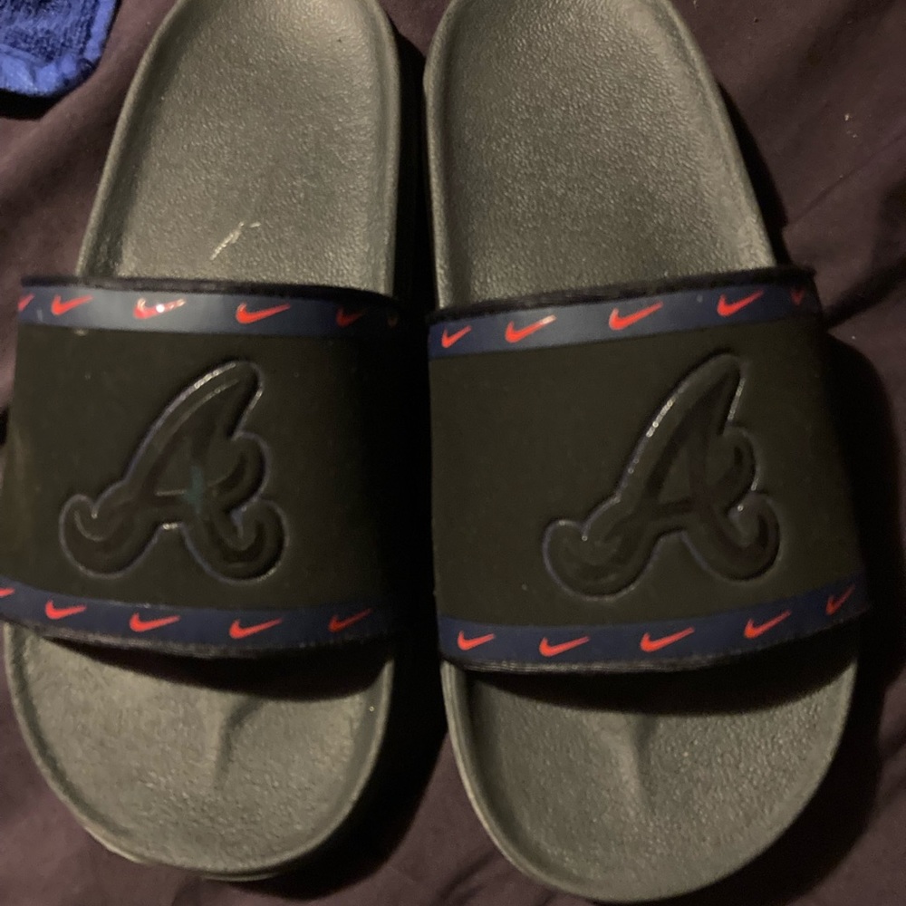 Atlanta brave offcourt slides